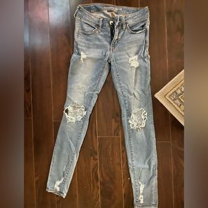 American eagle ripped jeans